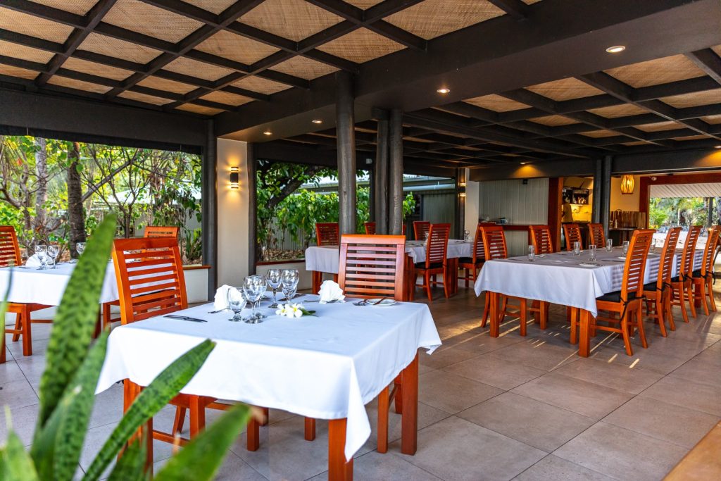 Dining on Navini - Navini Island Resort Fiji